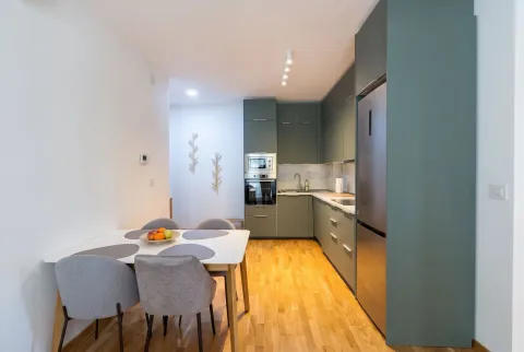 Sale, three bedroom apartment, 55m², Bečići, Budva - image 3