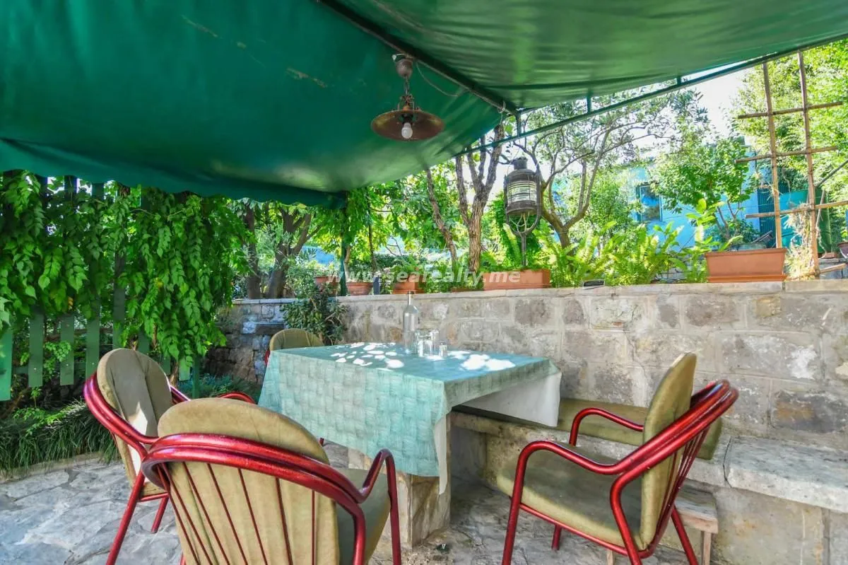 Prodaja, kuća, 650m², Kotor, Crna Gora