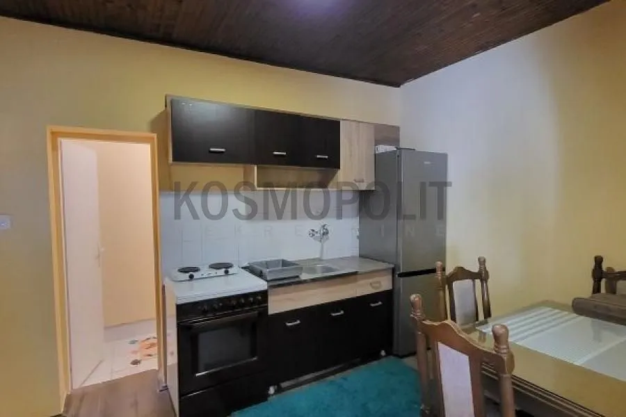 Prodaja, jednosoban stan, 33m², Sarajevska, Beograd