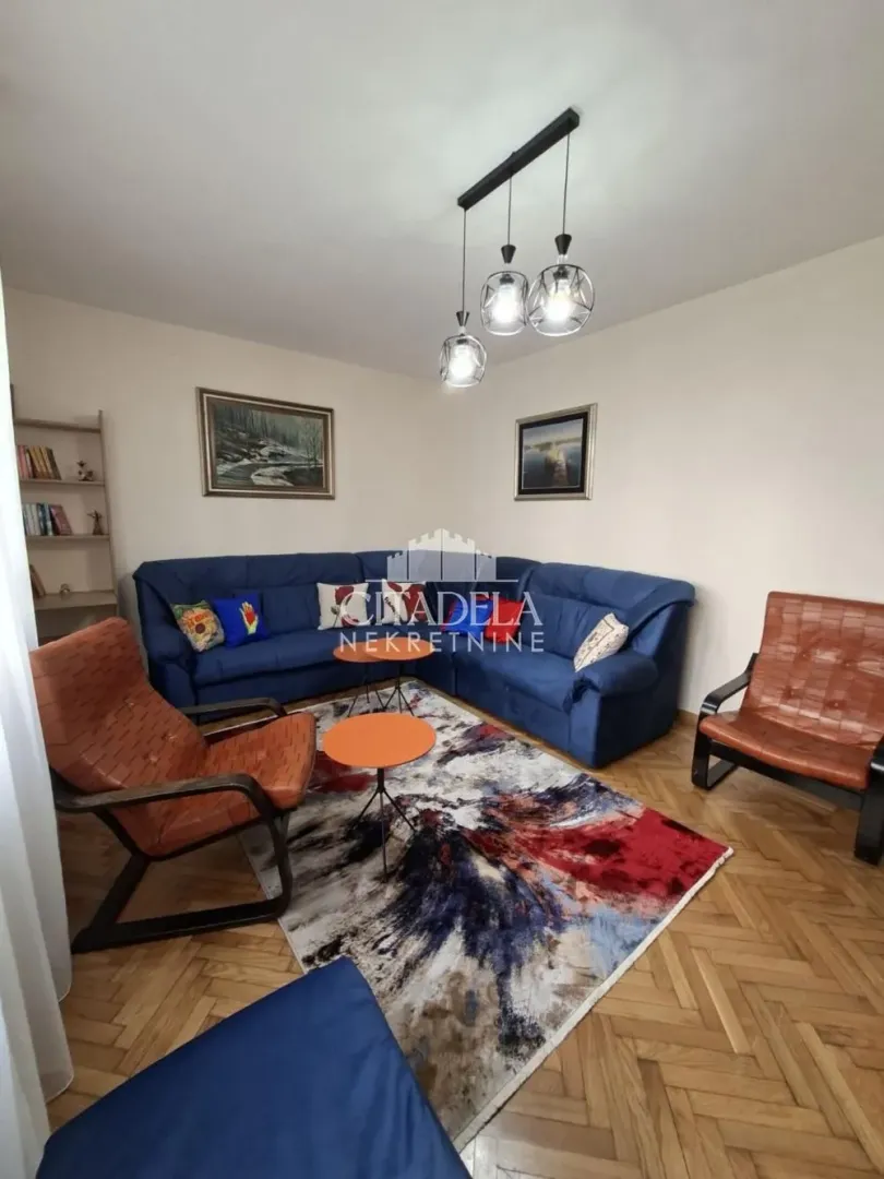 Izdavanje, dvosoban stan, 53m², Čukarica, Beograd