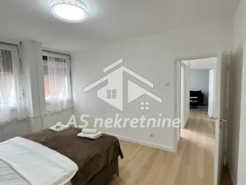Izdavanje, trosoban stan, 60m², Novi Beograd Blok 1 Fontana, Novi Beograd Sve Podlokacije - image 13