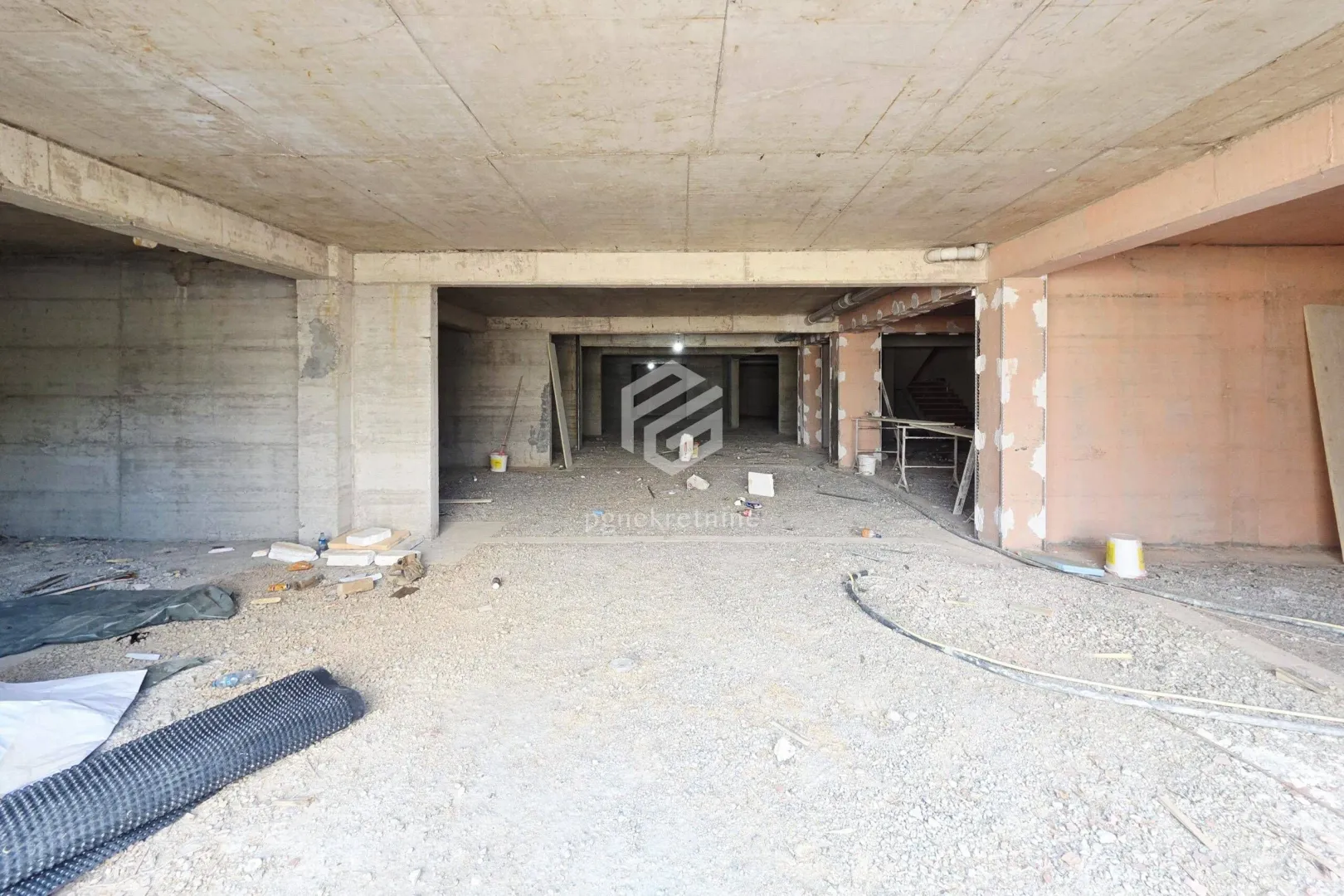 Prodaja, jednosoban stan, 47m², Konik, Podgorica