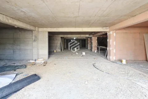 Prodaja, jednosoban stan, 47m², Konik, Podgorica - image 15