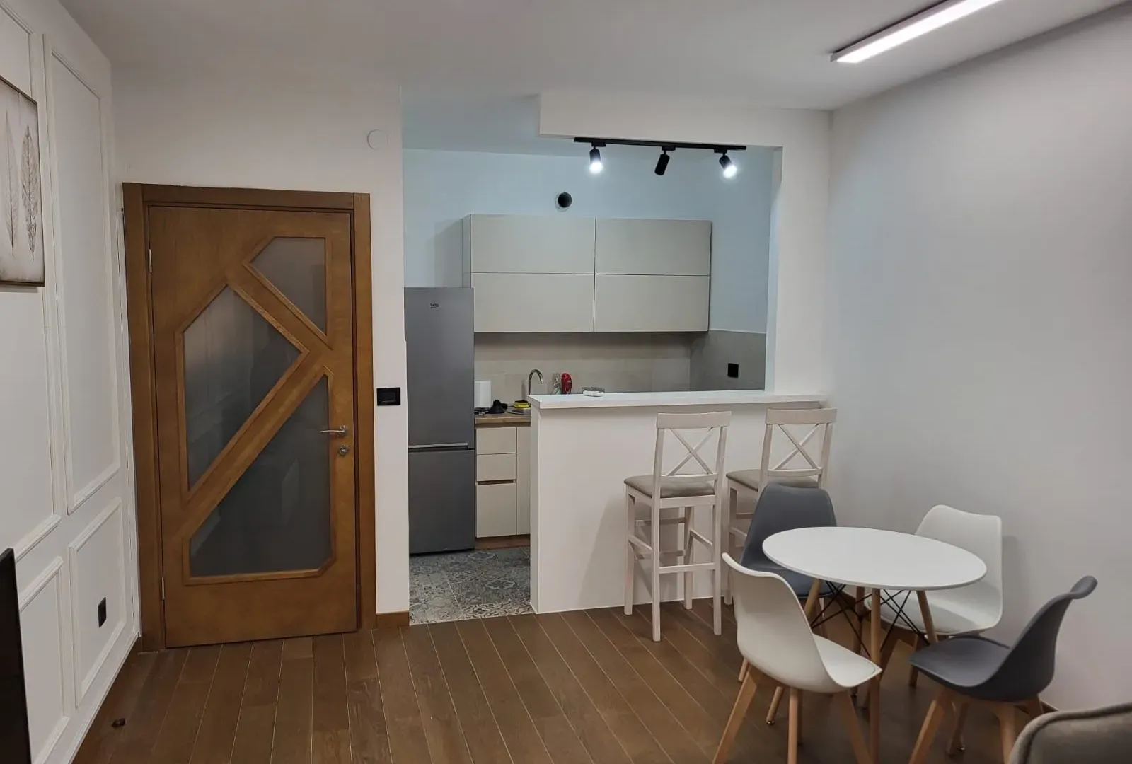 Izdavanje, jednosoban stan, 49m², Ljubović, Podgorica