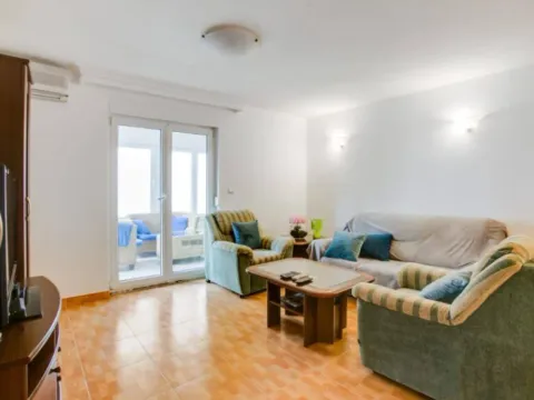 Sale, two bedroom apartment, 65m², Centar, Budva - image 7