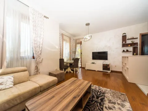Rent, three bedroom apartment, 86m², Stara Varoš, Podgorica - image 21
