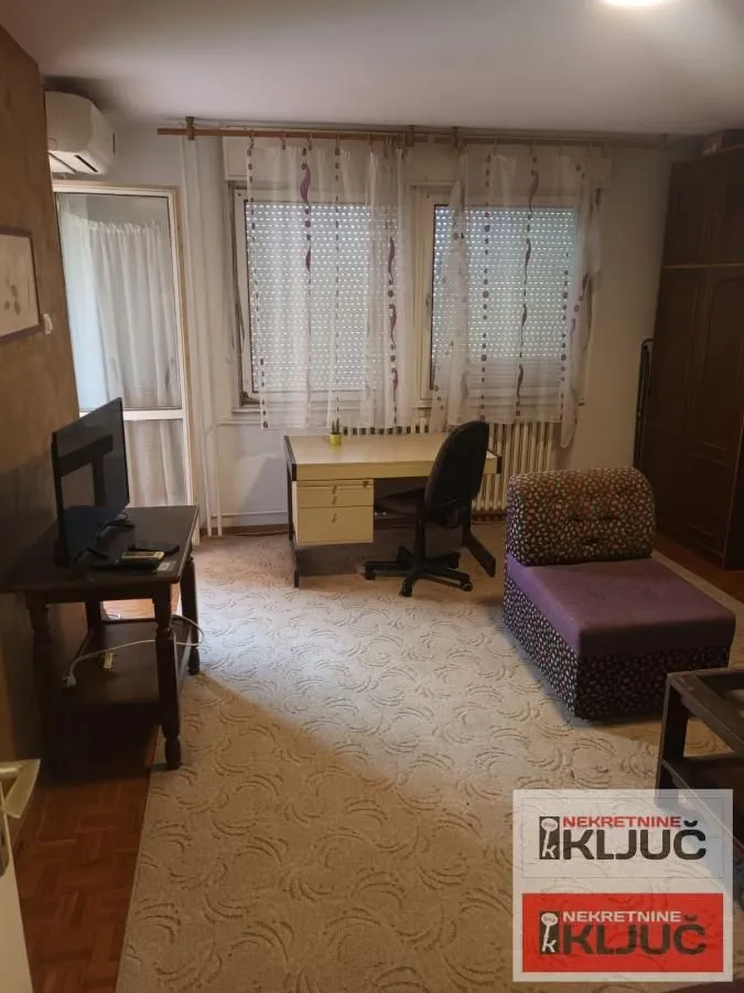 Izdavanje, jednosoban stan, 40m², Liman 4, Novi Sad Sve Podlokacije