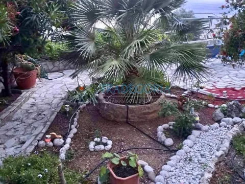 Prodaja, kuća, 201m², Dobra Voda, Bar - image 11