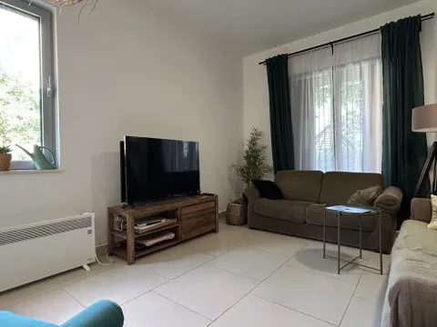 Prodaja, dvosoban stan, 92m², Morinj, Kotor - image 7