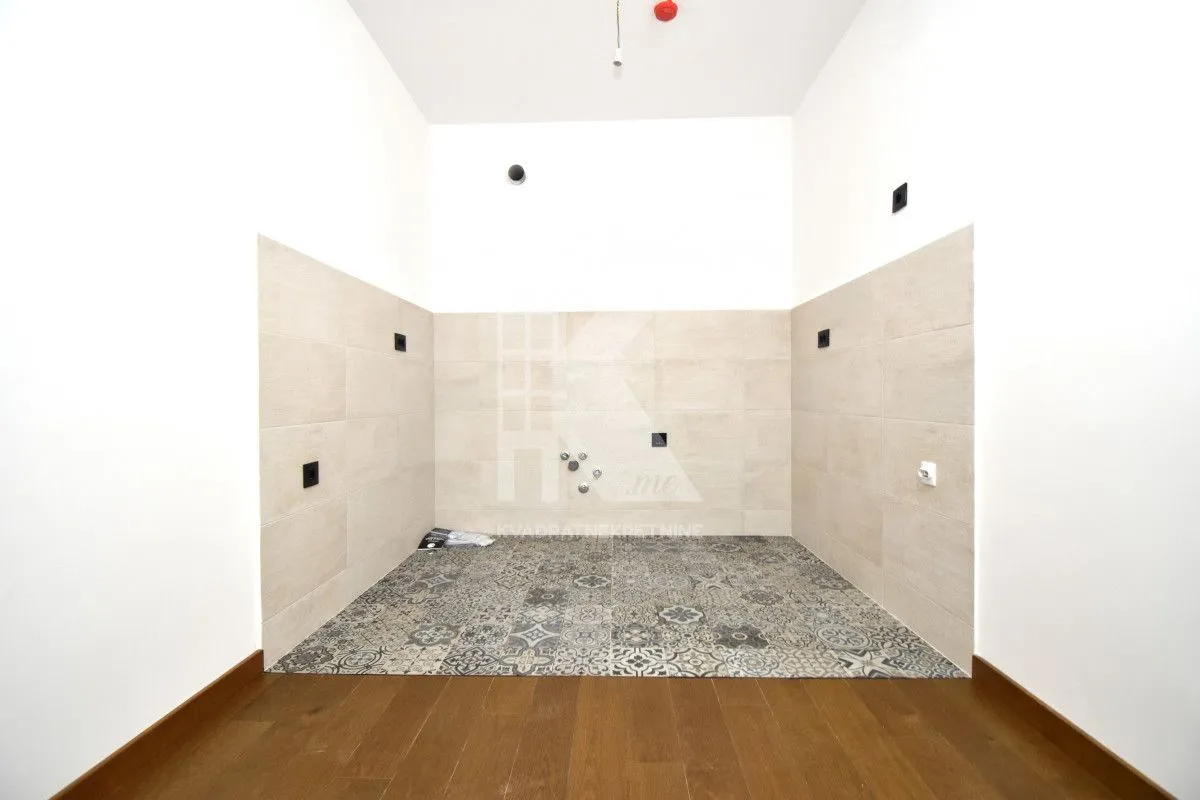 Rent, office space, 49m², Ljubović, Podgorica