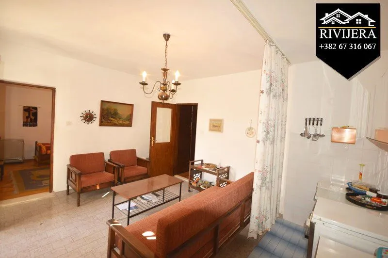 Prodaja, dvosoban stan, 54m², Centar, Herceg Novi