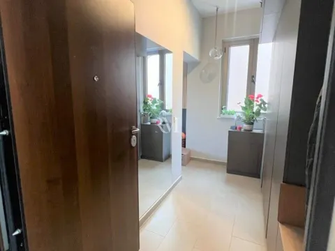 Prodaja, jednosoban stan, 55m², Mažina, Tivat - image 8