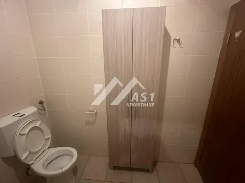 Izdavanje, stan, 27m², Bulevar Evrope, Novi Sad Sve Podlokacije - image 8