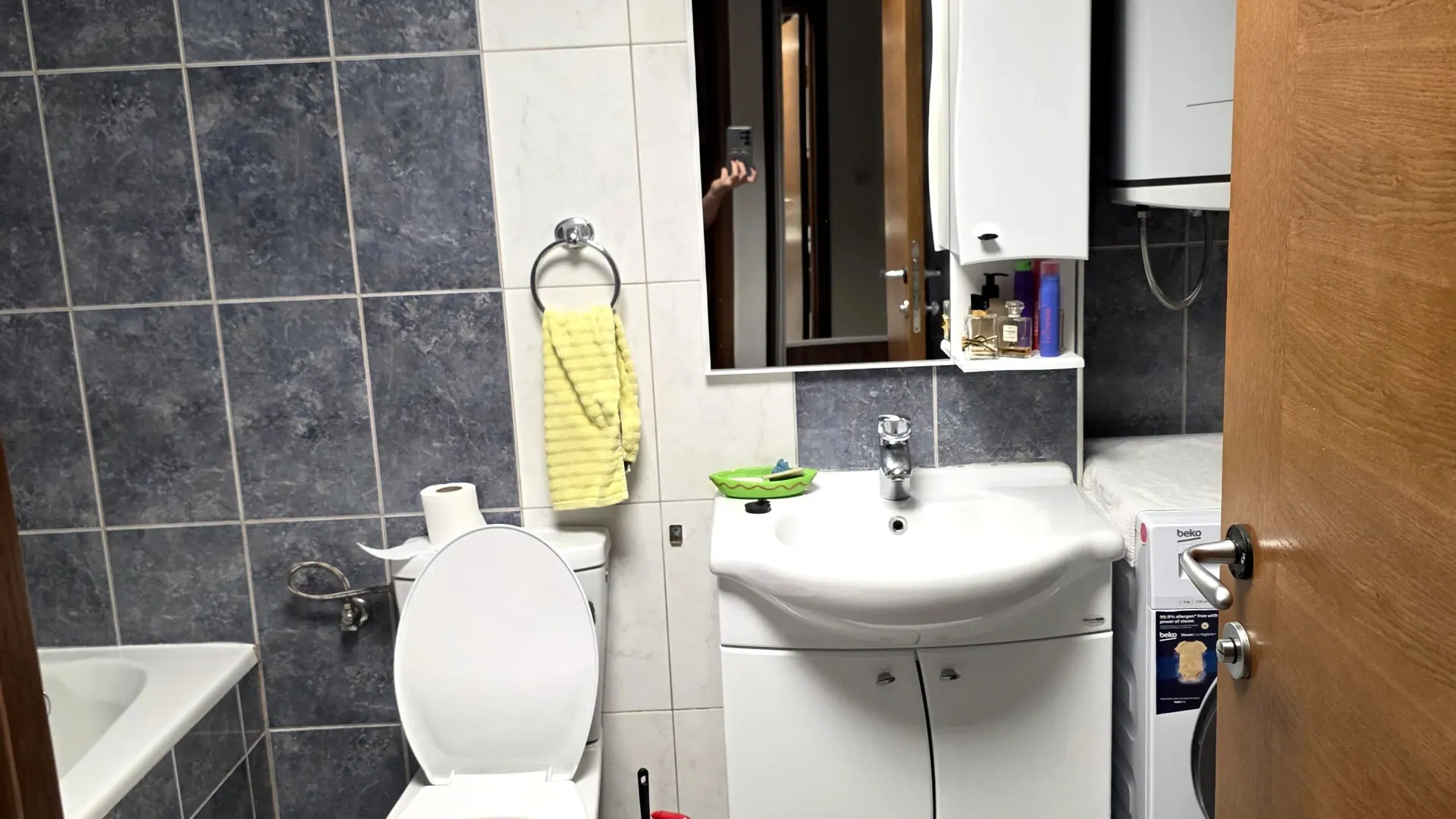 Prodaja, dvosoban stan, 81m², Lazi, Budva