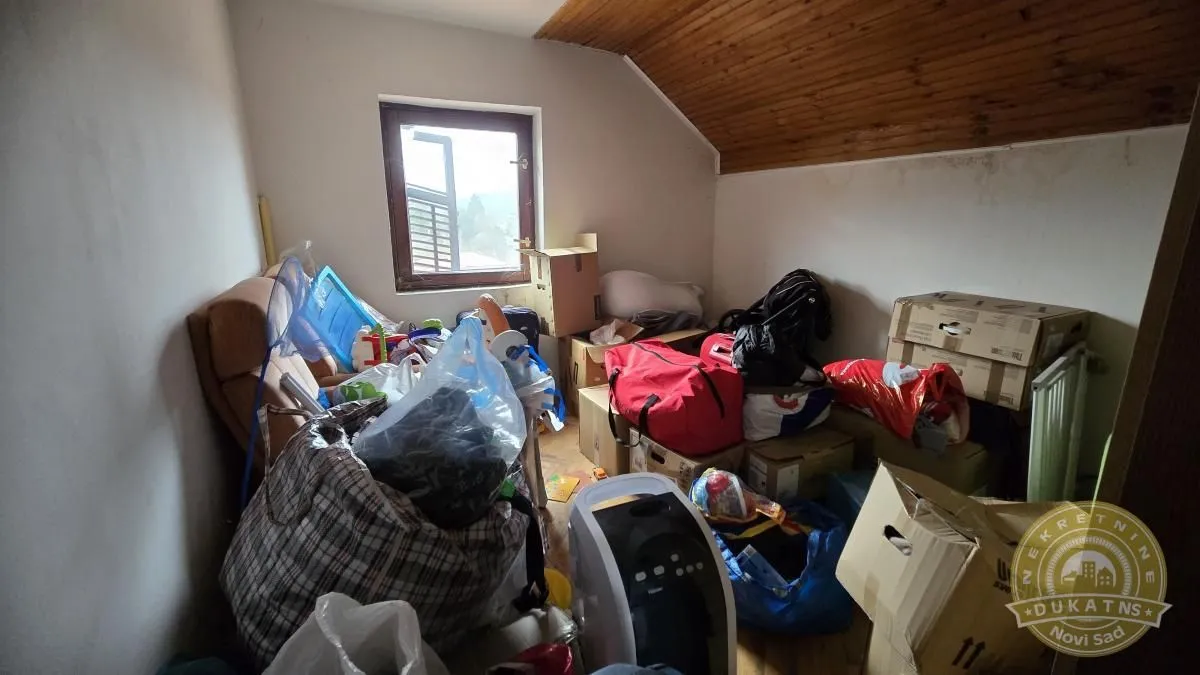 Prodaja, kuća, 155m², Ledinci, Petrovaradin