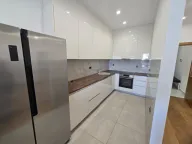 Izdavanje, četvorosoban stan, 118m², Kod Capital Plaze, Podgorica - image 5