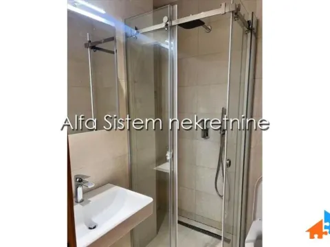 Izdavanje, trosoban stan, 89m², Stari Grad, Beograd - image 7