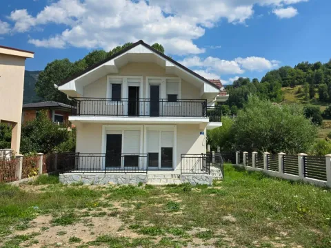 Prodaja, kuća, 140m², Centar, Plav - image 2