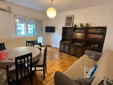 Prodaja, dvosoban stan, 60m², Dobrota, Kotor - image 2