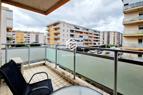 Izdavanje, trosoban stan, 120m², City Kvart, Podgorica - image 9