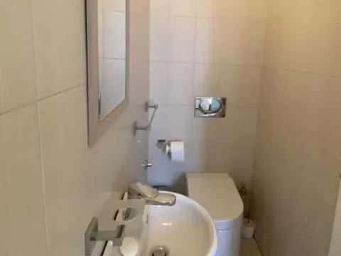 Izdavanje, trosoban stan, 122m², Stari Grad, Beograd - image 17