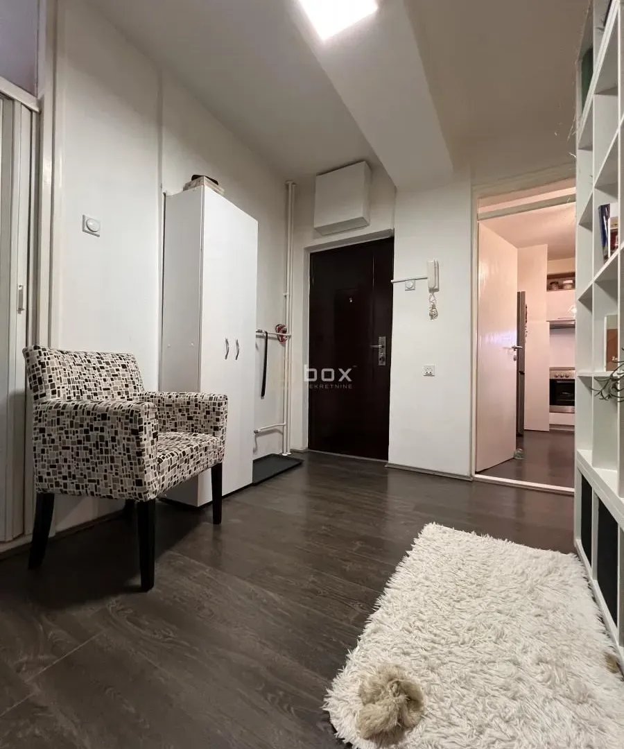 Prodaja, trosoban stan, 75m², Medijana, Niš