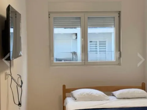 Izdavanje, jednosoban stan, 46m², Lazi, Budva - image 6