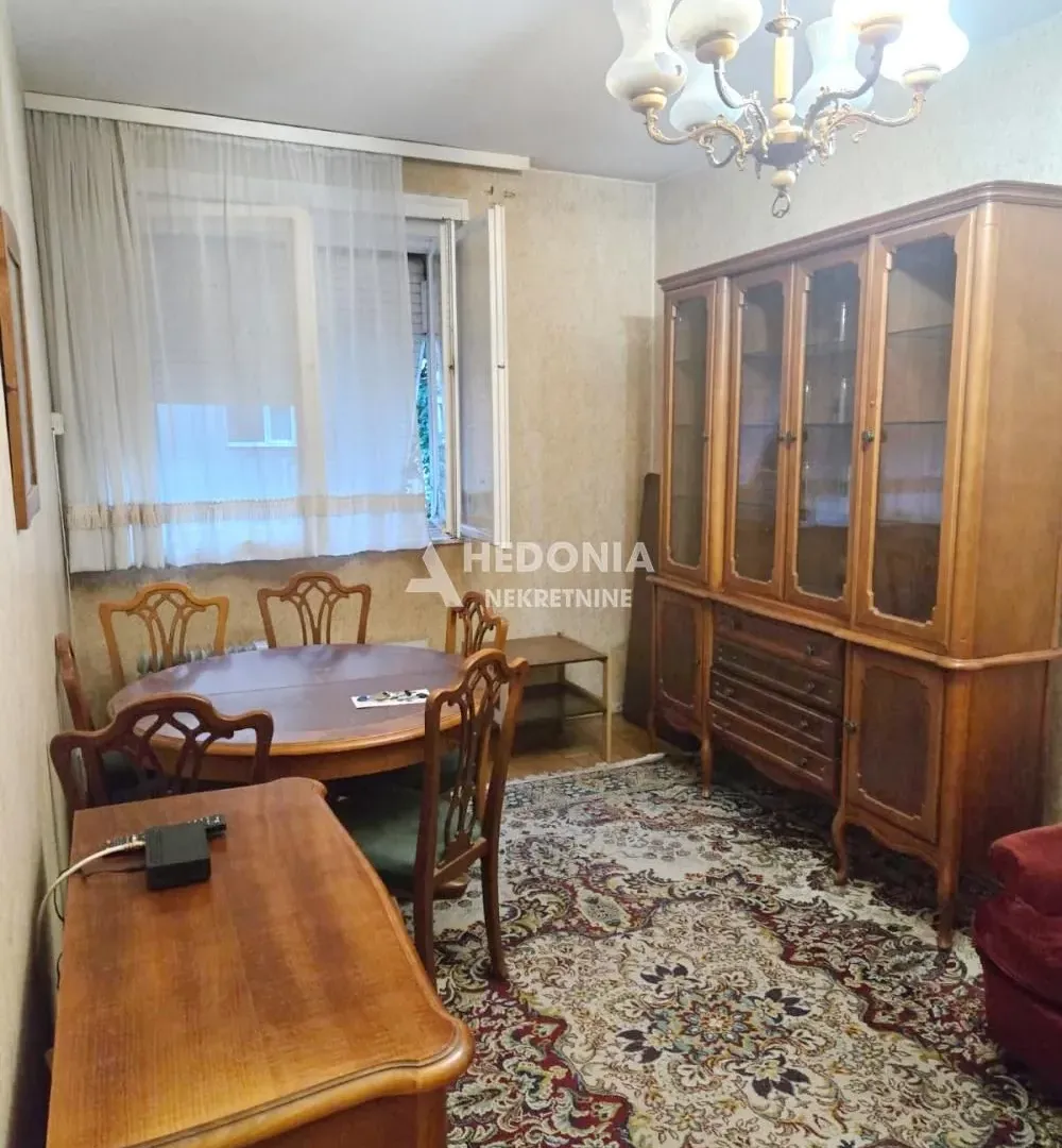 Prodaja, dvosoban stan, 49m², Karaburma, Palilula Sve Podlokacije