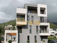 Izdavanje, dvosoban stan, 66m², Tivat, Crna Gora - image 1
