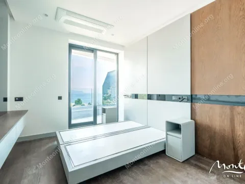 Sale, one bedroom apartment, 49m², Bečići, Budva - image 8