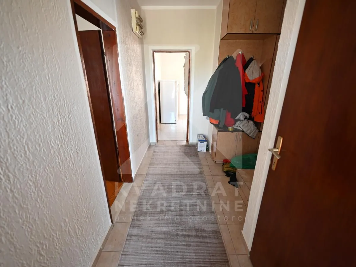 Prodaja, kuća, 370m², Stari Aerodrom, Podgorica