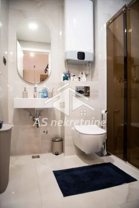 Izdavanje, dvosoban stan, 60m², Čubura, Beograd