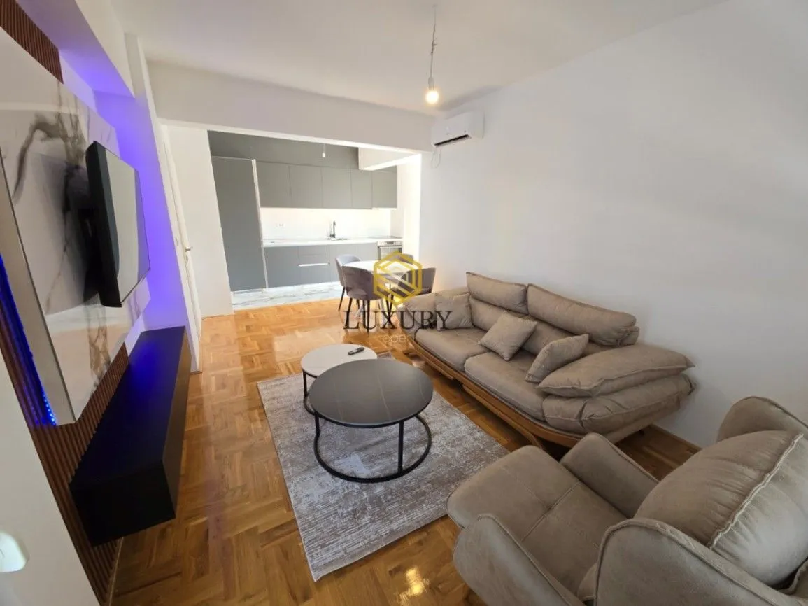 Izdavanje, jednosoban stan, 42m², Tuški Put, Podgorica