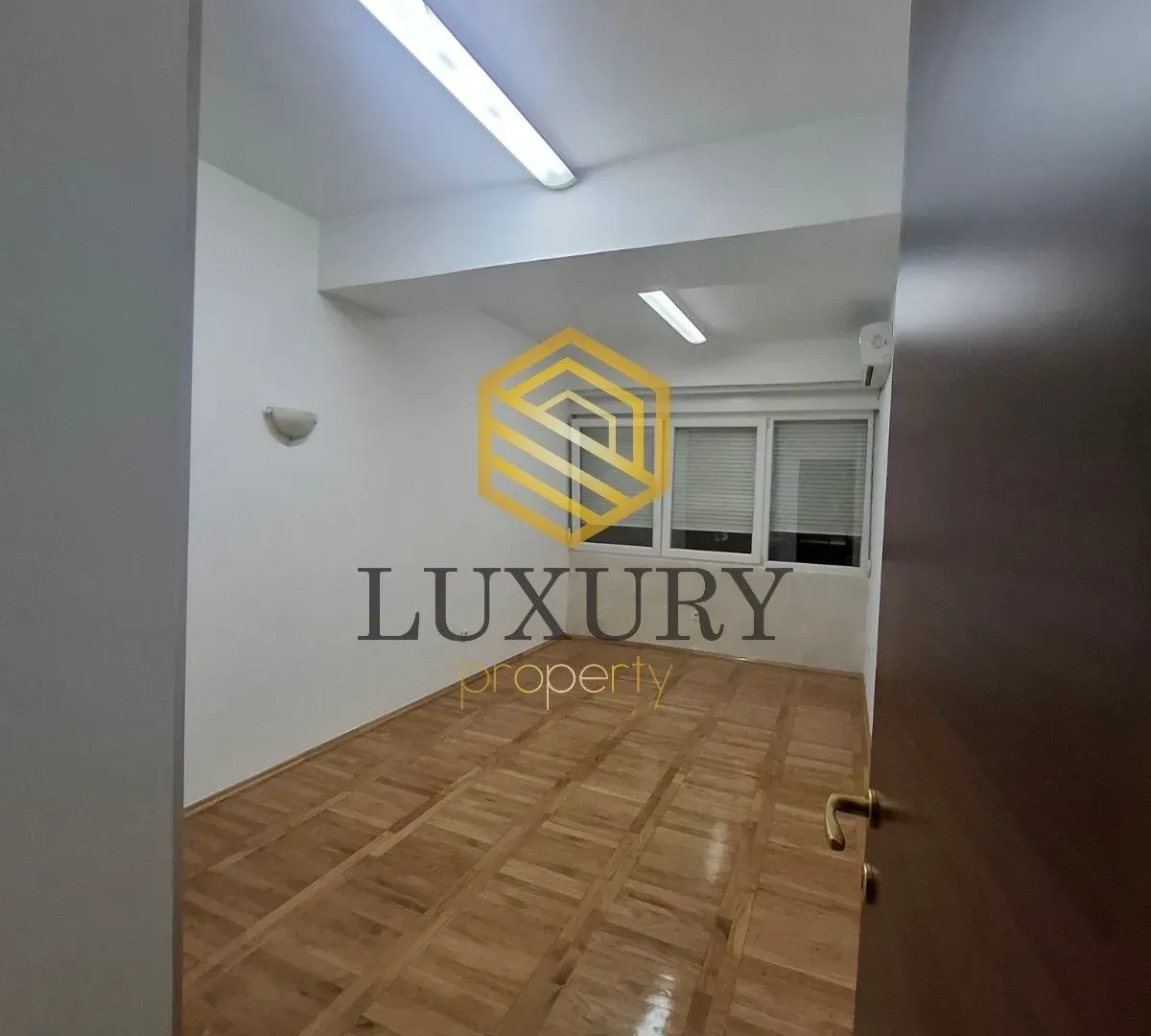 Rent, two bedroom apartment, 80m², City Kvart, Podgorica