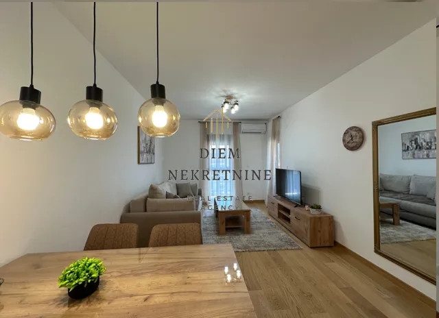 Izdavanje, jednosoban stan, 46m², City Kvart, Podgorica