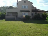 Izdavanje, kuća, 500m², Donja Gorica, Podgorica - image 1