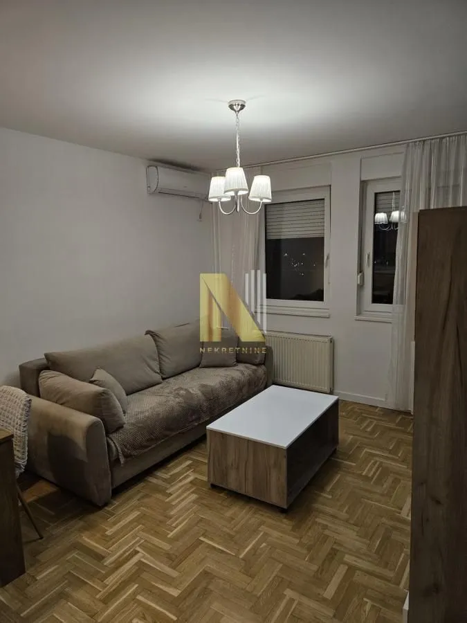 Prodaja, jednosoban stan, 40m², Nova Detelinara, Novi Sad Sve Podlokacije