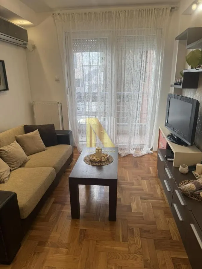 Izdavanje, dvosoban stan, 38m², Grbavica, Novi Sad Sve Podlokacije