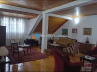 Izdavanje, kuća, 330m², Savski Venac, Beograd - image 13