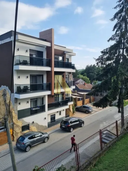 Sale, office space, 701m², Novi Sad, Srbija