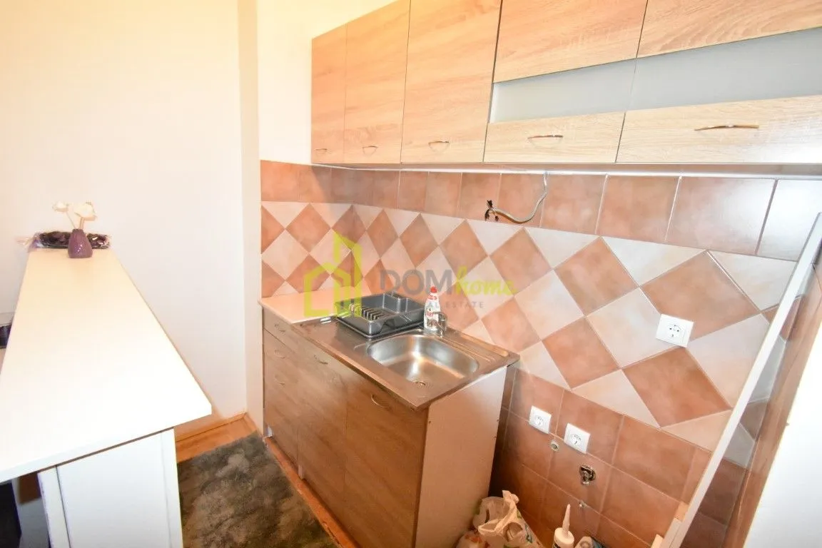 Prodaja, garsonjera, 27m², Stari Aerodrom, Podgorica