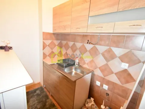 Prodaja, garsonjera, 27m², Stari Aerodrom, Podgorica - image 11