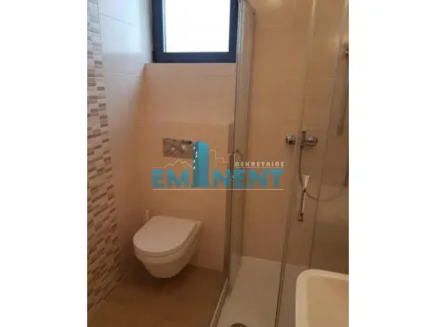 Rent, two bedroom apartment, 55m², Južni Bulevar, Vračar Sve Podlokacije - image 6