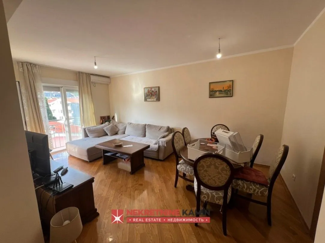Prodaja, stan, 72m², Velji Vinogradi, Budva
