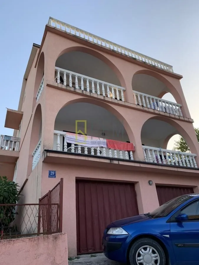 Prodaja, kuća, 180m², Radovići, Tivat