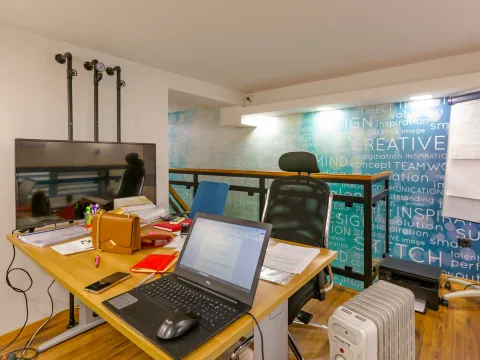 Izdavanje, poslovni prostor, 43m², City Kej, Podgorica - image 10