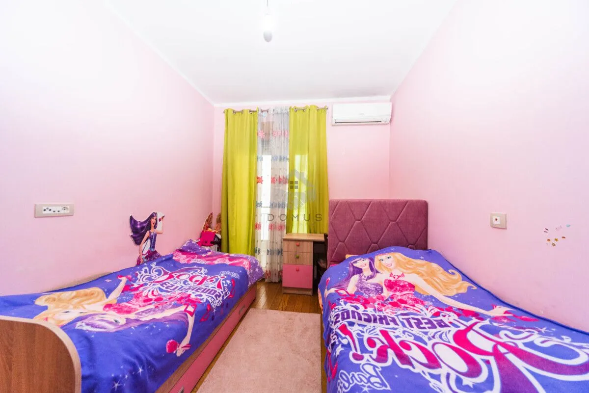 Prodaja, dvosoban stan, 81m², Krivi Most, Podgorica