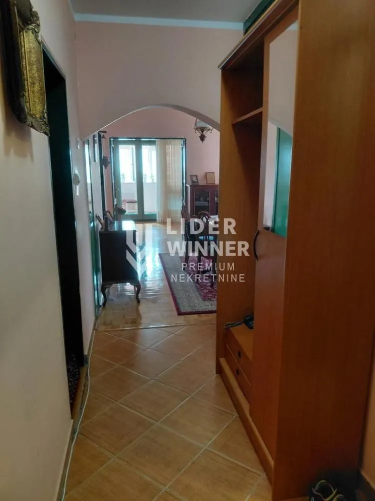 Sale, four bedroom apartment, 84m², Vidikovački venac, Rakovica