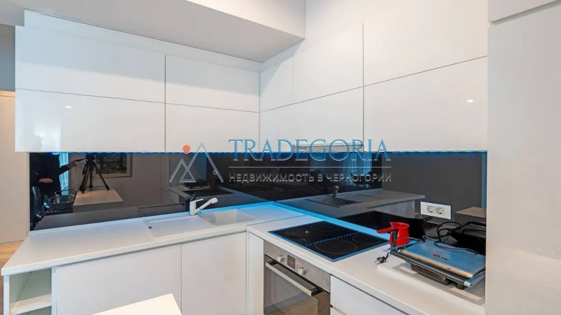 Prodaja, trosoban stan, 89m², Budva, Crna Gora