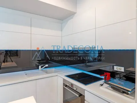 Prodaja, trosoban stan, 89m², Budva, Crna Gora - image 14